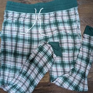 Women's Green Plaid Little Sleepies Christmas Pajama Joggers GUC